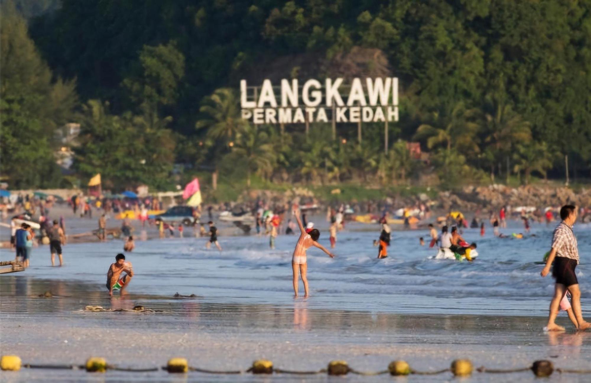 פנתאי צנאנג Lagenda Resthouse Cenang Beach מראה חיצוני תמונה